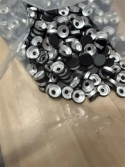 (504) Sellos para viales estériles con tapa abatible de 20 mm, negro, mate rugoso, bolsa de 1000
